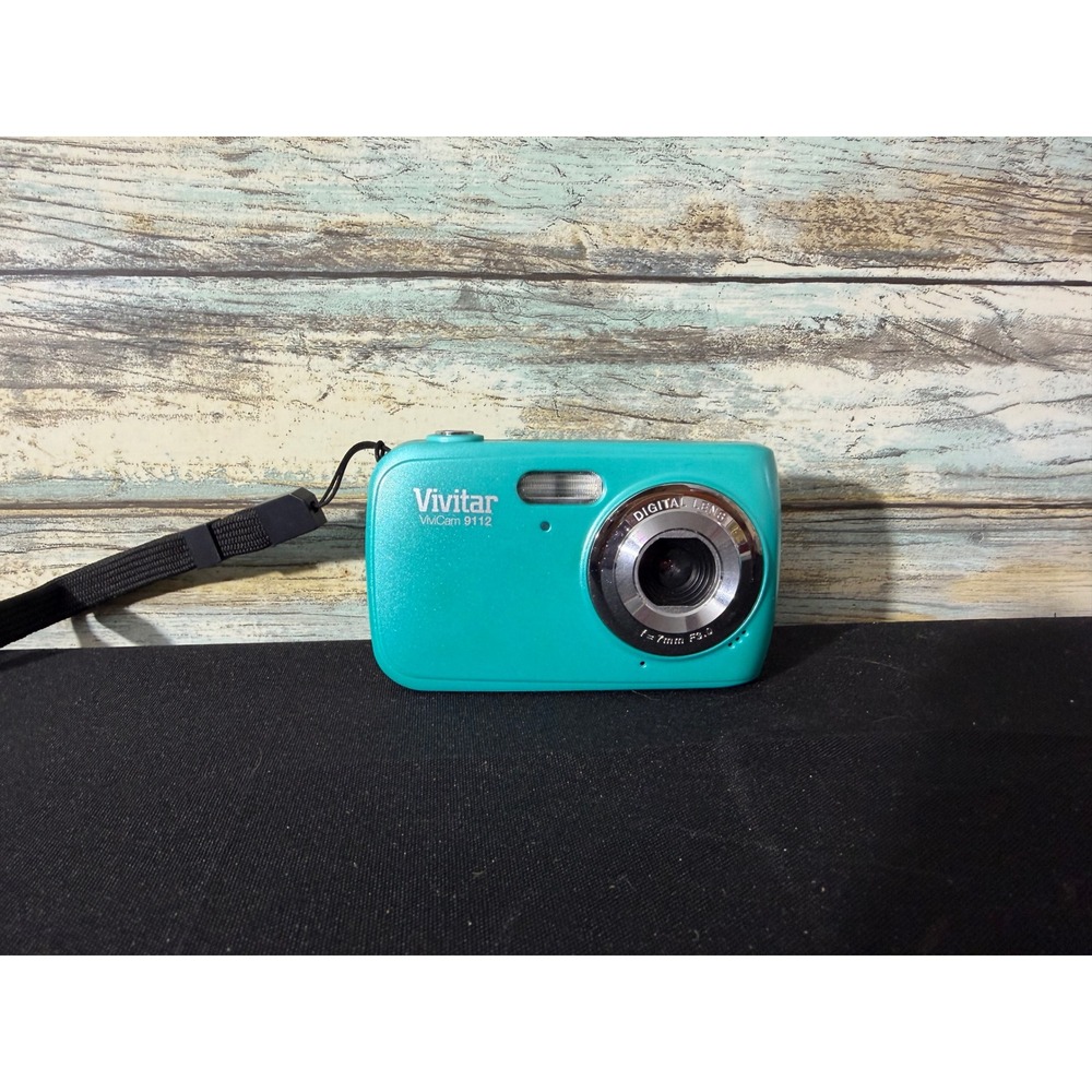 Vivitar ViviCam 9112 Digital Camera Teal Compact Point & Shoot 7mm f/3.0 EUC